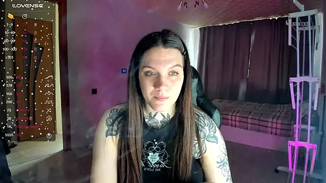 Snapshot of AizaRose chatting on February 17, 2026, 4:53 am AizaRose online show from February 17, 2026, 4:53 am