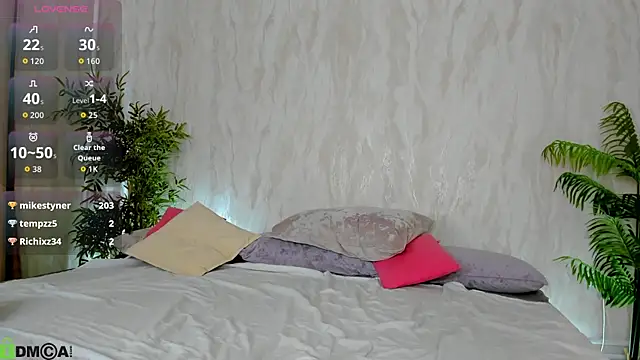 Valerie Woods online show from March 2, 2026, 7:15 am