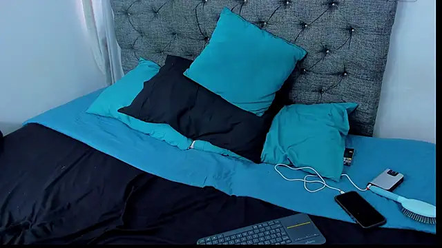 Snapshot of dominic_smith_ chatting on December 16, 2024, 9:52 pm dominic smith online show from December 16, 2024, 9:52 pm