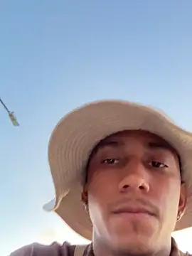 Snapshot of dominic_smith_ chatting on February 17, 2025, 11:20 pm dominic smith online show from February 17, 2025, 11:20 pm