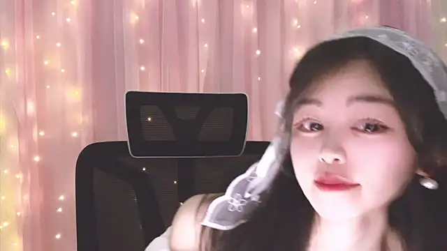 ---MIA--- online show from November 22, 2025, 2:16 pm