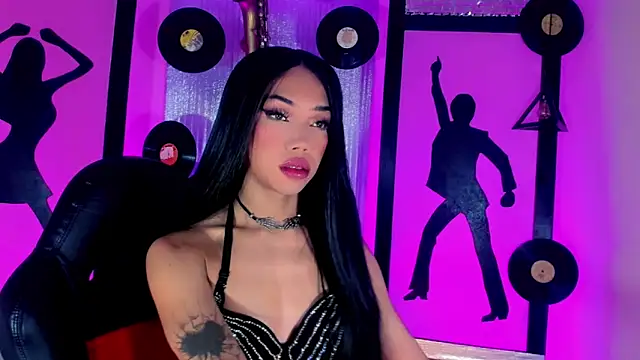 Snapshot of Nikita_Gers chatting on September 30, 2025, 10:48 pm Nikita Gers online show from September 30, 2025, 10:48 pm