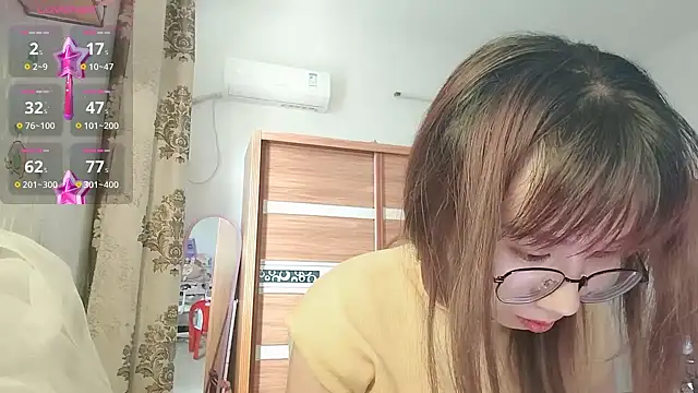 Lili 666 online show from June 9, 2026, 6:58 am