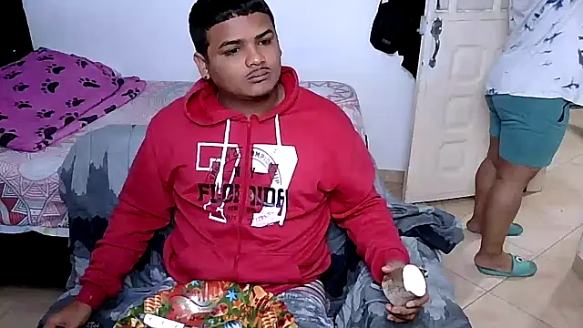 Snapshot of Boycuriousxxx chatting on February 9, 2026, 1:26 pm Boycuriousxxx online show from February 9, 2026, 1:26 pm