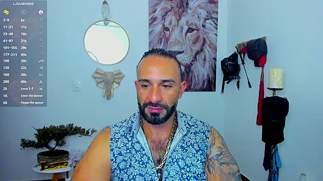 Snapshot of mr_maik chatting on January 13, 2025, 12:35 pm mr maik online show from January 13, 2025, 12:35 pm