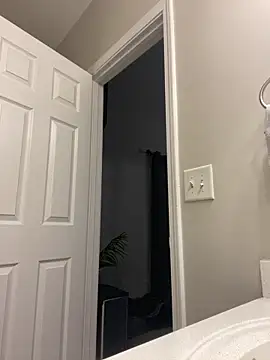 Snapshot of zeedafreakk chatting on December 21, 2025, 12:12 pm zeedafreakk online show from December 21, 2025, 12:12 pm