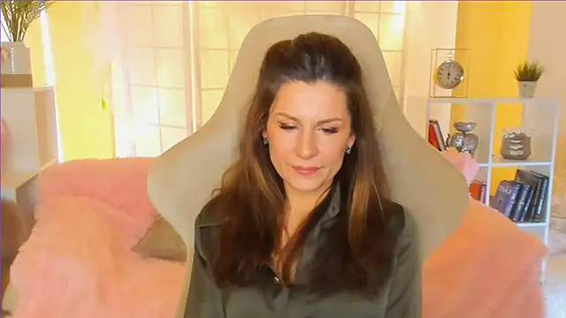 April o Nill online show from January 16, 2025, 12:09 pm