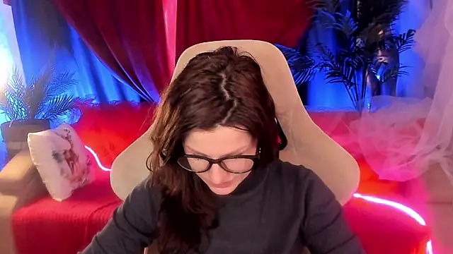 Snapshot of April_o_Nill chatting on February 28, 2026, 11:55 am April o Nill online show from February 28, 2026, 11:55 am