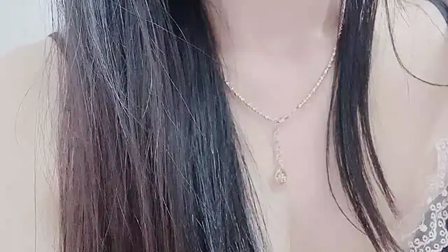 LinhChi 9x online show from February 6, 2026, 1:43 am