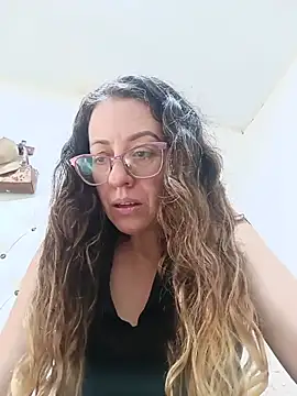Snapshot of miss_hanna07 chatting on May 14, 2026, 4:14 pm miss hanna07 online show from May 14, 2026, 4:14 pm