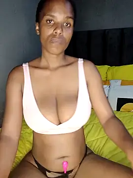 SexySlenderLexy online show from February 16, 2026, 9:05 am