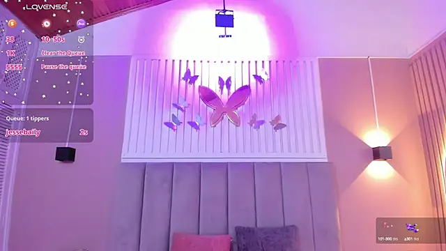 diosa cristal online show from January 24, 2025, 3:32 am