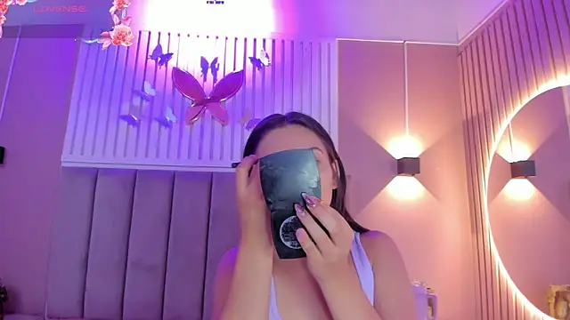 diosa cristal online show from March 8, 2025, 3:28 am