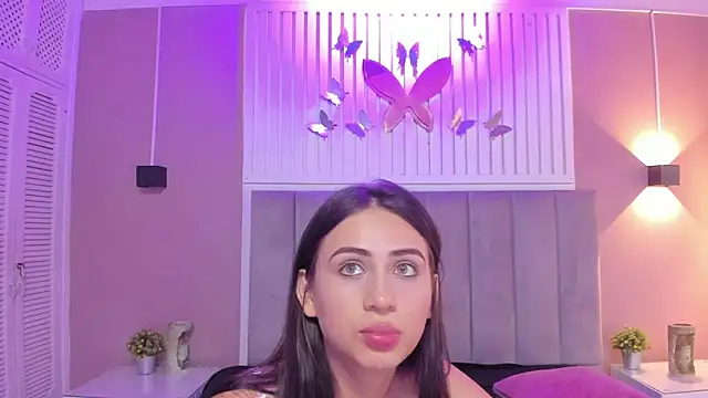 diosa cristal online show from March 23, 2025, 3:32 am