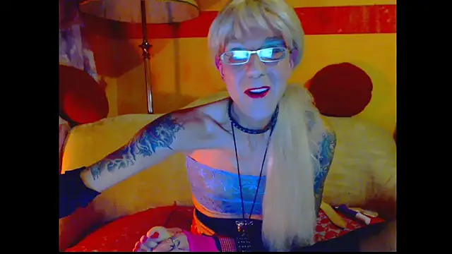 cuxladyboy online show from December 9, 2024, 7:50 am