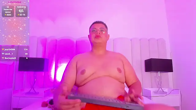 Tom Silver   online show from December 13, 2024, 2:32 am