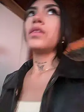 Snapshot of Effy_Bonny chatting on December 28, 2024, 6:50 pm Effy Bonny online show from December 28, 2024, 6:50 pm