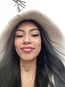 Snapshot of Effy_Bonny chatting on January 30, 2025, 11:02 pm Effy Bonny online show from January 30, 2025, 11:02 pm