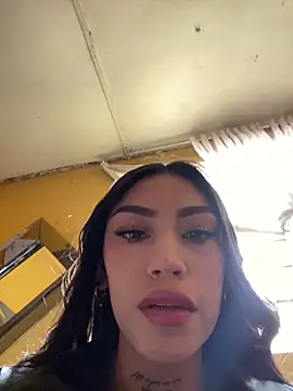 Snapshot of Effy_Bonny chatting on February 8, 2025, 3:53 pm Effy Bonny online show from February 8, 2025, 3:53 pm