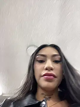Snapshot of Effy_Bonny chatting on February 8, 2025, 9:57 pm Effy Bonny online show from February 8, 2025, 9:57 pm