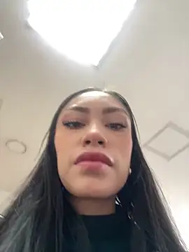 Snapshot of Effy_Bonny chatting on February 20, 2025, 4:36 pm Effy Bonny online show from February 20, 2025, 4:36 pm
