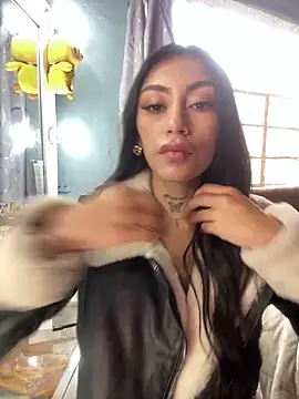 Snapshot of Effy_Bonny chatting on February 27, 2025, 4:53 pm Effy Bonny online show from February 27, 2025, 4:53 pm