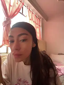 Snapshot of Effy_Bonny chatting on October 9, 2025, 4:38 pm Effy Bonny online show from October 9, 2025, 4:38 pm