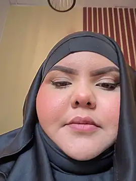 Snapshot of _Shara_Handal_ chatting on March 2, 2025, 10:56 am Shara Handal online show from March 2, 2025, 10:56 am