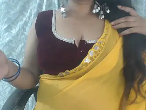 Snapshot of cute-priy chatting on July 20, 2026, 5:00 am cute-priy online show from July 20, 2026, 5:00 am