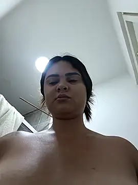 Snapshot of sexy-latin10 chatting on April 5, 2026, 2:14 pm sexy-latin10 online show from April 5, 2026, 2:14 pm