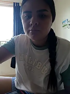 Snapshot of sexy-latin10 chatting on April 23, 2026, 1:24 pm sexy-latin10 online show from April 23, 2026, 1:24 pm