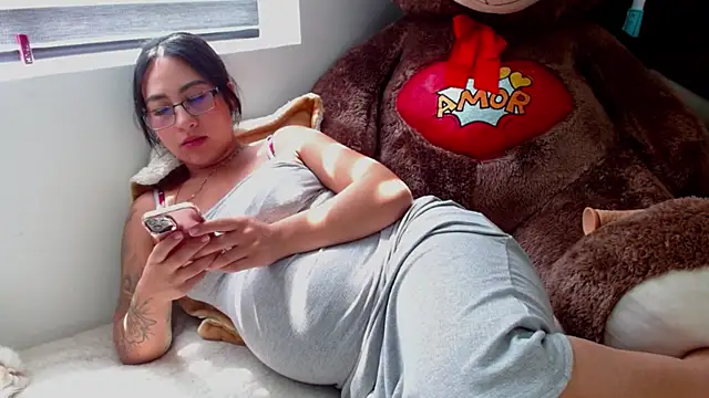 Snapshot of mistress_aryya chatting on February 12, 2025, 6:30 pm mistress aryya online show from February 12, 2025, 6:30 pm