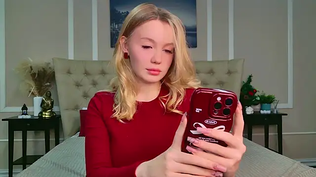 Snapshot of AliceMorr chatting on December 22, 2024, 8:16 am AliceMorr online show from December 22, 2024, 8:16 am