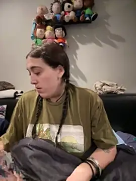 ThicBunz online show from February 20, 2026, 12:18 am