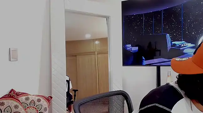 Snapshot of david__johnson372 chatting on February 20, 2025, 3:19 pm david  johnson372 online show from February 20, 2025, 3:19 pm