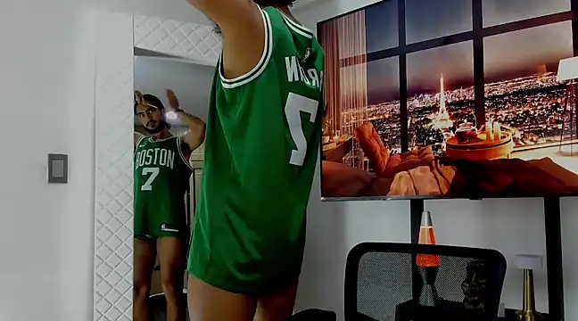 Snapshot of david__johnson372 chatting on March 19, 2025, 1:43 am david  johnson372 online show from March 19, 2025, 1:43 am