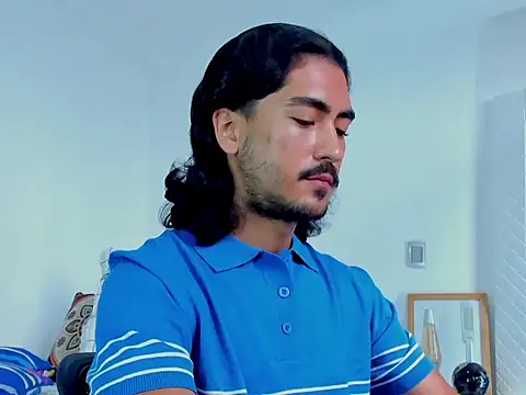 Snapshot of david__johnson372 chatting on October 12, 2025, 1:21 pm david  johnson372 online show from October 12, 2025, 1:21 pm