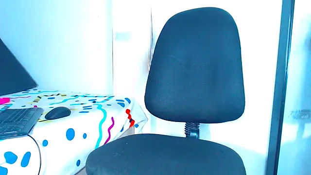 Megaanfox online show from December 9, 2024, 6:57 pm