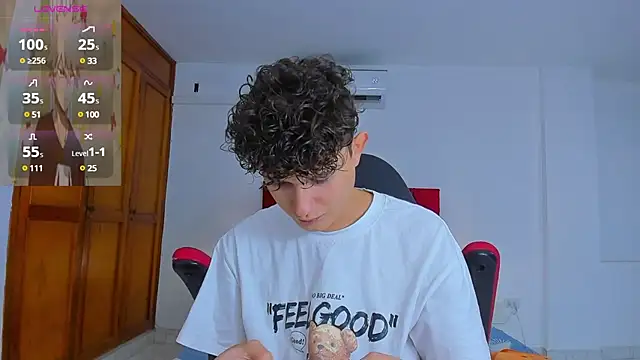 Nathan Bluee online show from December 16, 2024, 1:32 pm