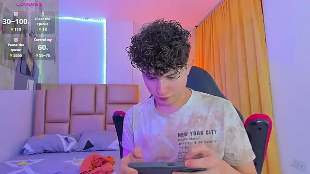 Nathan Bluee online show from December 23, 2024, 3:12 pm