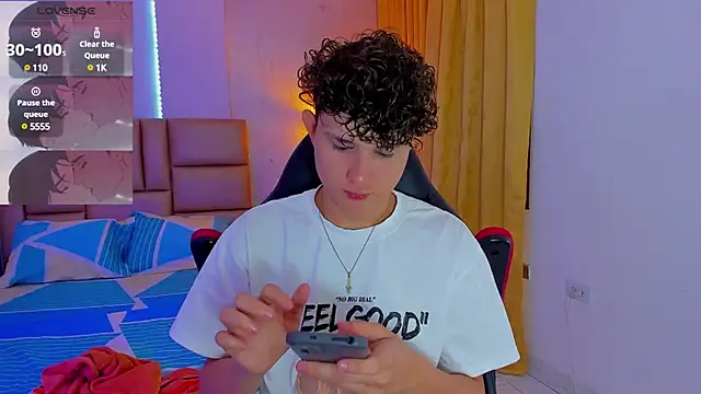 Nathan Bluee online show from January 4, 2025, 12:38 pm