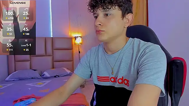 Nathan Bluee online show from February 4, 2025, 1:48 pm