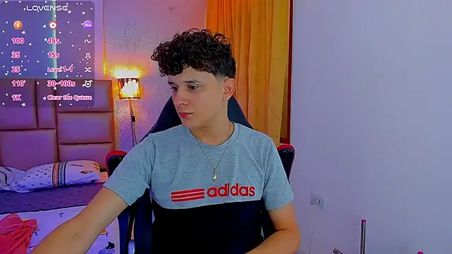 Nathan Bluee online show from February 19, 2025, 1:50 pm