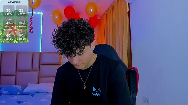 Nathan Bluee online show from March 20, 2025, 1:37 pm