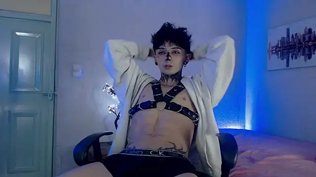 Snapshot of Andy_bapho chatting on December 6, 2024, 6:39 pm Andy bapho online show from December 6, 2024, 6:39 pm