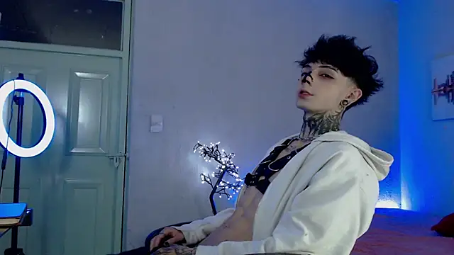 Snapshot of Andy_bapho chatting on December 7, 2024, 2:02 pm Andy bapho online show from December 7, 2024, 2:02 pm