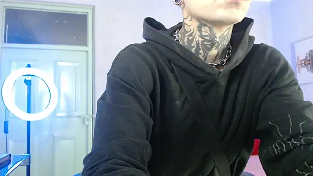 Snapshot of Andy_bapho chatting on December 12, 2024, 2:44 pm Andy bapho online show from December 12, 2024, 2:44 pm