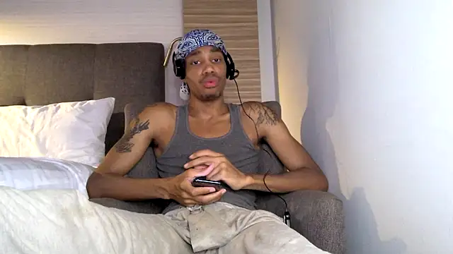 Skinnyblackman online show from April 27, 2026, 11:58 pm