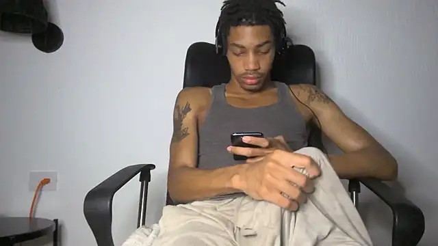 Snapshot of Skinnyblackman chatting on June 30, 2026, 3:07 am Skinnyblackman online show from June 30, 2026, 3:07 am