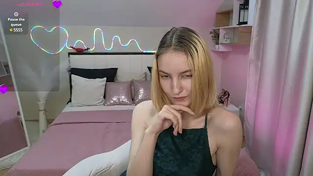 IrisPorter online show from March 14, 2025, 11:12 am